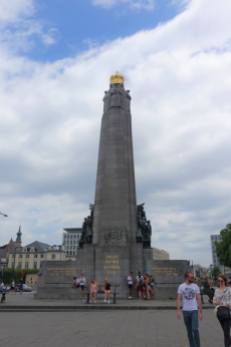 Monument A la Gloire de l'Infanterie Belge, Poelaert Square